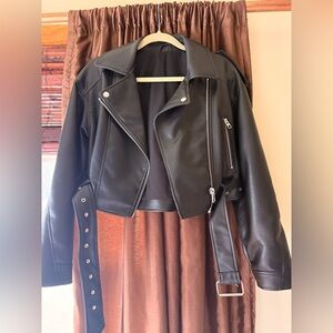 Women Faux Leather Cropped Jacket Lapel Zipper Biker Short Coat with Belt